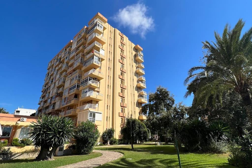 Estudio Aguila Con Vistas Al Mar 贝纳尔马德纳 外观 照片